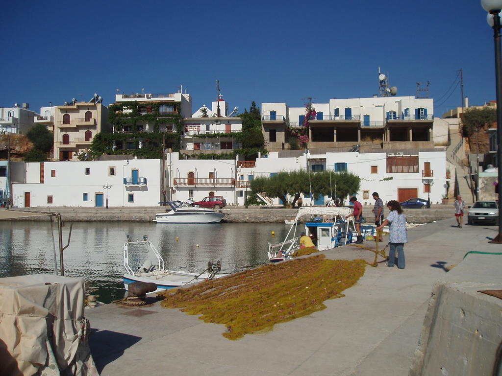 Τhe White Houses Makrýgialos Екстериор снимка